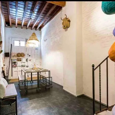 Casa de Férias Luxury 3 Floor House Prime Location Plaza De Toros *